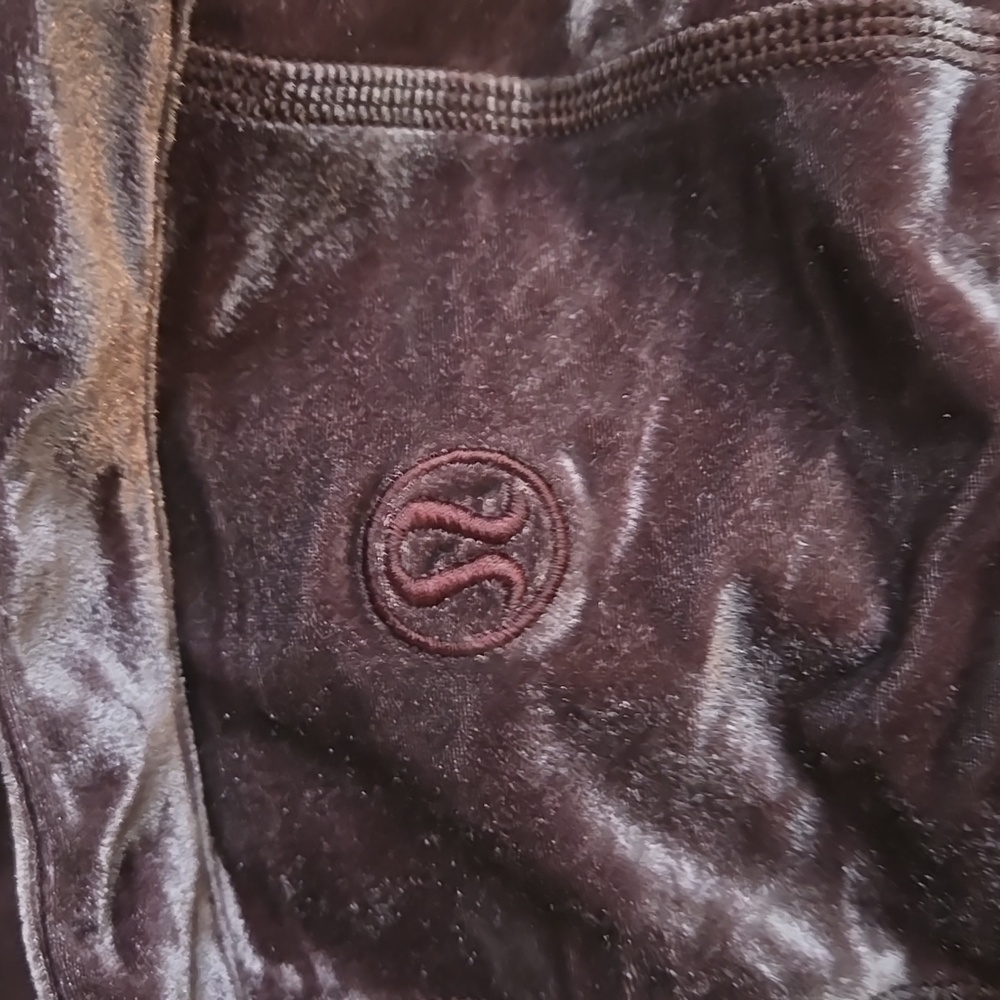 Lululemon Purple Velvet Full Zip Jacket, Womens 8 - Picture 3 of 12